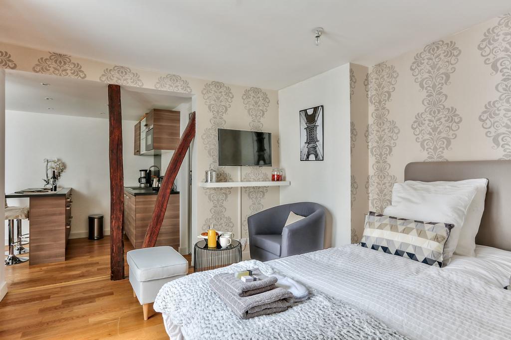 Love Nest In Saint Germain Paris Eksteriør billede